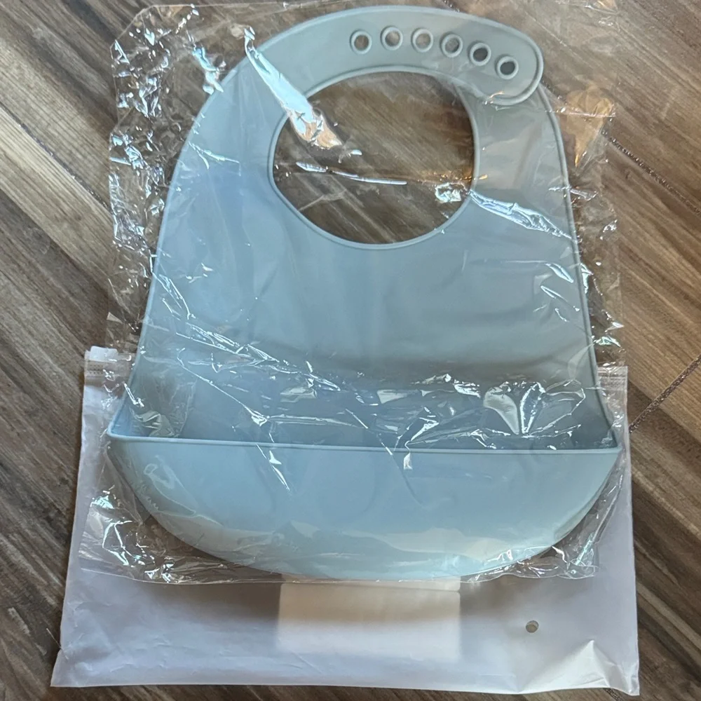 Adjustable Blue Silicone Baby Bib with Catch Tray